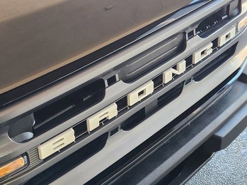 Used 2024 Ford Bronco Big Bend image 9