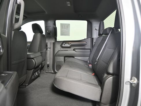 Used 2023 Chevrolet Silverado 1500 LT AWD/4WD image 17
