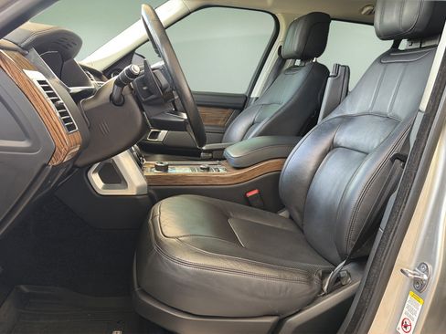 Used 2019 Land Rover Range Rover Supercharged AWD/4WD image 23