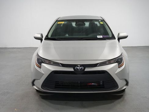 Certified 2024 Toyota Corolla LE image 2