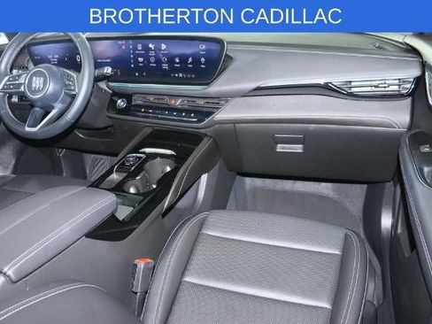 Used 2024 Buick Envision Preferred AWD/4WD image 33