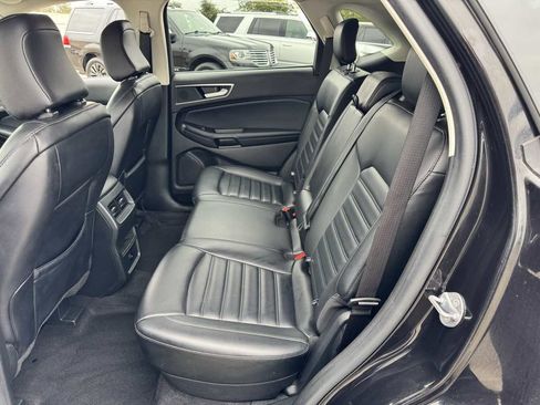 Used 2024 Ford Edge SEL image 21