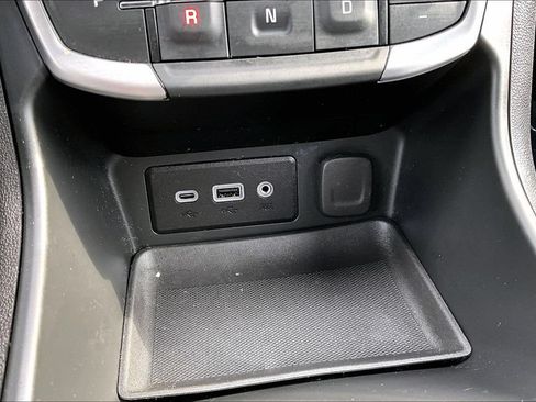 Used 2024 GMC Terrain SLE w/ Elevation Edition FWD image 26
