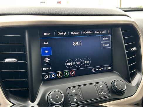 Used 2023 GMC Acadia Denali w/ Denali Ultimate Package image 17