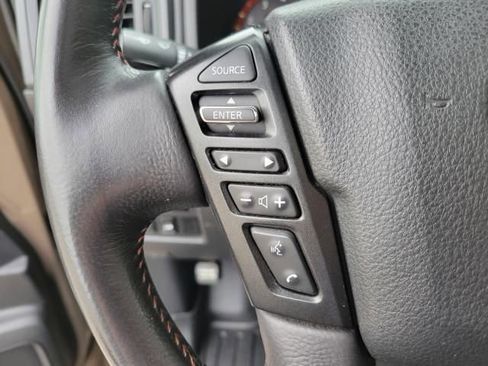 Used 2021 Nissan Titan PRO-4X AWD/4WD image 24
