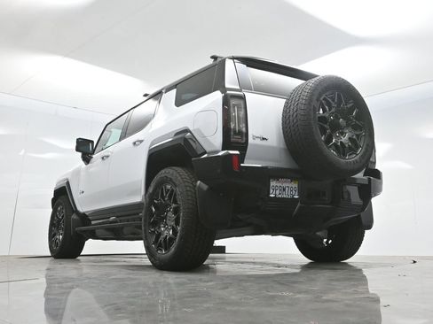 Used 2024 GMC Hummer EV 2X w/ LPO, Roof Cross Rail Package AWD/4WD image 72