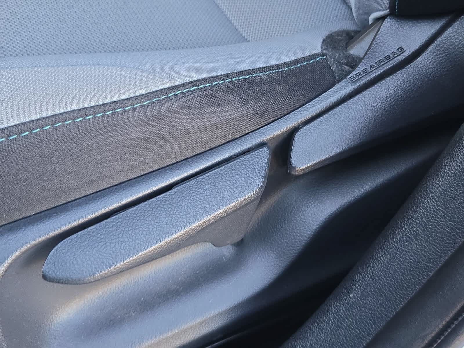 Used 2019 Toyota Prius LE FWD image 17