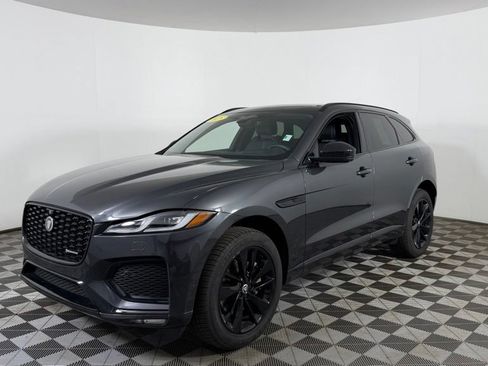 Used 2025 Jaguar F-PACE R-Dynamic S AWD/4WD image 3