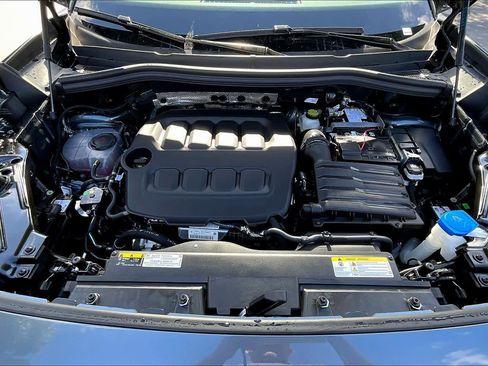 New 2026 Volkswagen Tiguan SE image 16