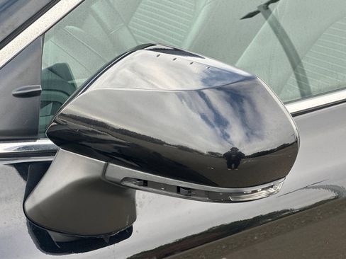 Used 2024 Toyota Camry SE image 51