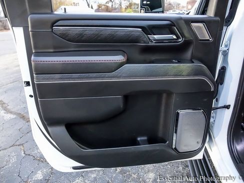 Used 2024 GMC Sierra 2500 AT4X image 22