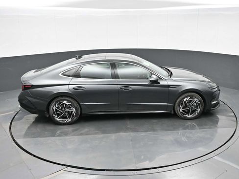 Certified 2025 Hyundai Sonata SEL image 30