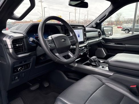 Used 2025 Ford F150 Lariat w/ Equipment Group 502A High image 14