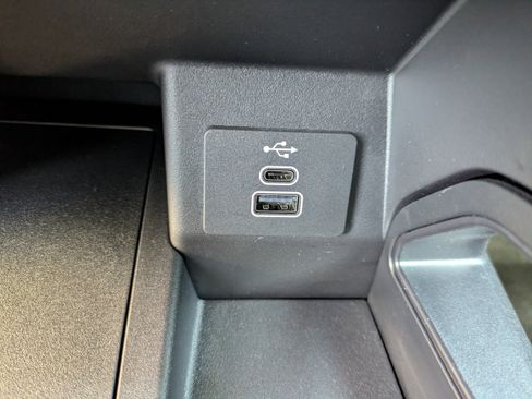 Used 2025 Ford Ranger XL w/ Trailer Tow Package image 23