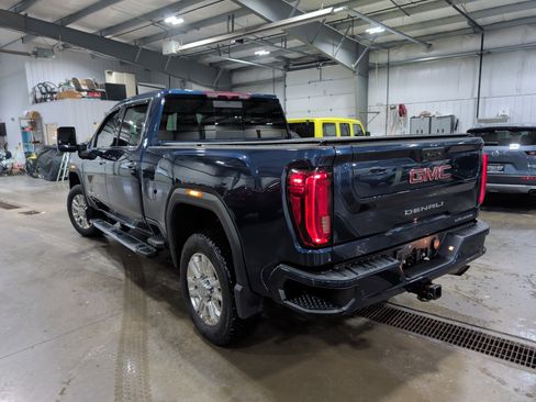 Used 2023 GMC Sierra 2500 Denali image 4