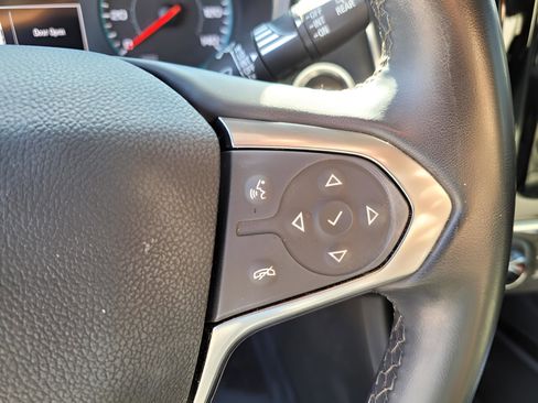 Certified 2023 Chevrolet Traverse LT image 11