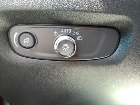 Certified 2023 Chevrolet Traverse RS AWD/4WD image 24