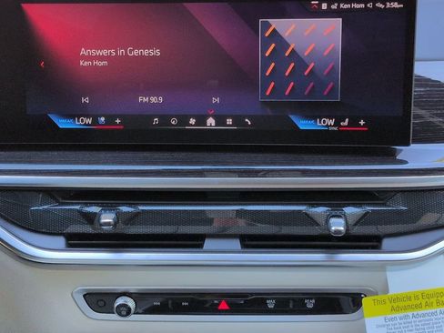 New 2026 BMW X5 sDrive40i w/ M Sport Package RWD image 18