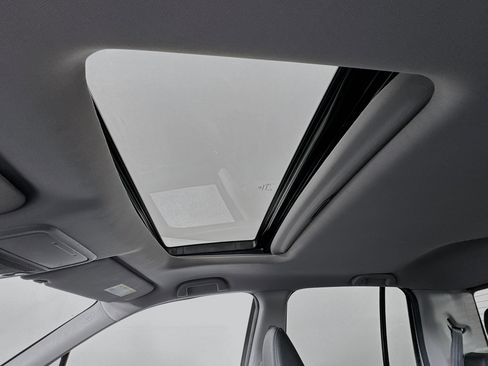 Certified 2023 Honda Ridgeline RTL image 21