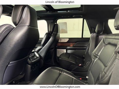 Used 2019 Lincoln Navigator Reserve AWD/4WD image 30