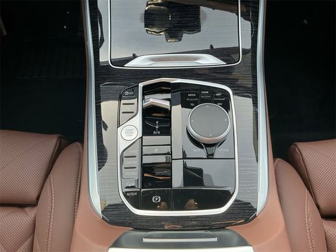 New 2026 BMW X5 xDrive40i w/ M Sport Package image 11