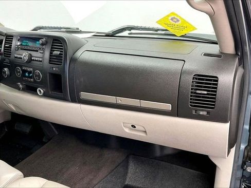 Used 2008 Chevrolet Silverado 2500 LT w/ 1LT Convenience Package AWD/4WD image 15