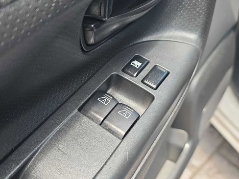 Used 2021 Nissan NV200 S FWD image 22