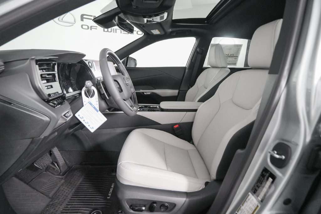New 2026 Lexus RX 350 Premium w/ Convenience Package AWD/4WD image 8