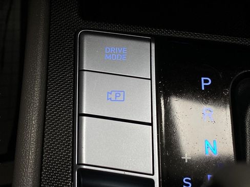 Certified 2025 Hyundai Elantra SEL FWD image 60
