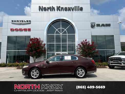 Used 2009 Lincoln MKS FWD image 2