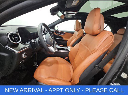Used 2022 Mercedes-Benz C 300 4MATIC Sedan image 2