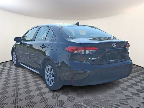 Used 2024 Toyota Corolla LE FWD image 7