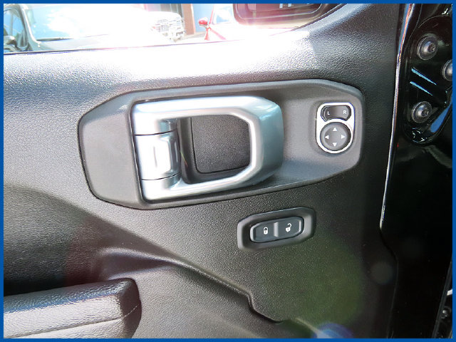 Used 2023 Jeep Wrangler Unlimited Sport AWD/4WD image 13