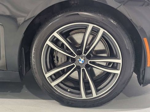 Used 2020 BMW 740i xDrive w/ M Sport Package image 28