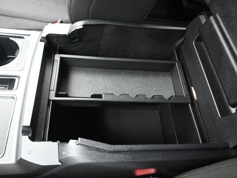 Used 2020 Ford F150 XLT w/ Equipment Group 302A Luxury AWD/4WD image 23