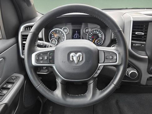 Used 2022 RAM 1500 Big Horn AWD/4WD image 22