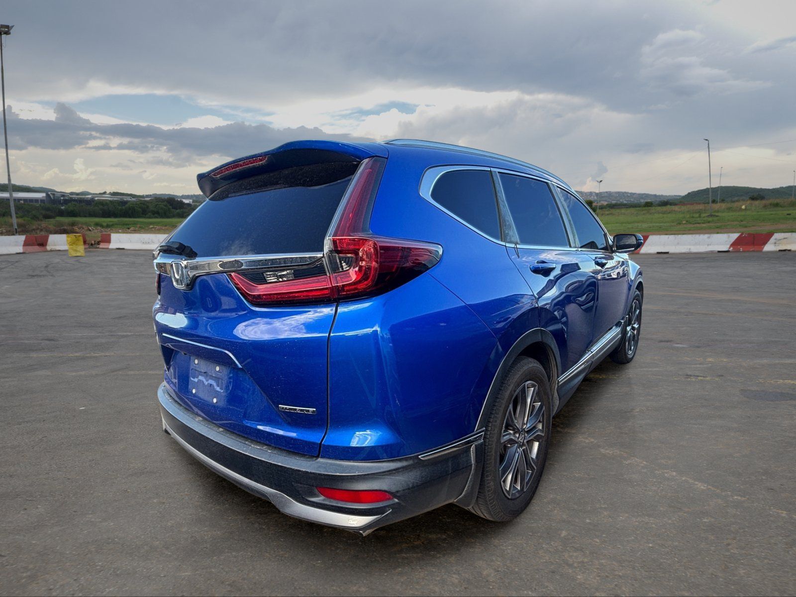 Used 2021 Honda CR-V Touring image 3