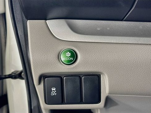Used 2013 Honda CR-V LX image 11