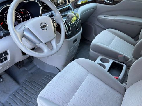 Used 2012 Nissan Quest S FWD image 10