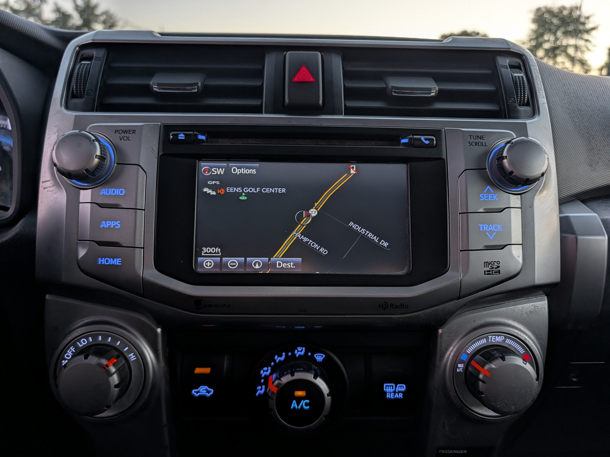 Used 2014 Toyota 4Runner SR5 Premium AWD/4WD image 29