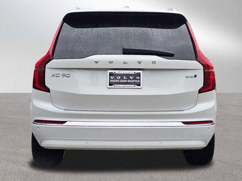 New 2026 Volvo XC90 B6 Plus w/ Protection Package Premier AWD/4WD image 6