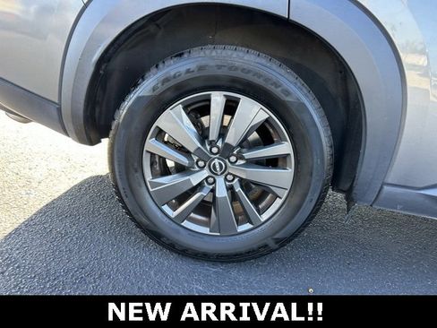 Used 2022 Nissan Pathfinder S image 7