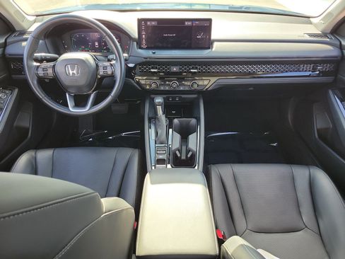 Used 2023 Honda Accord Touring image 29