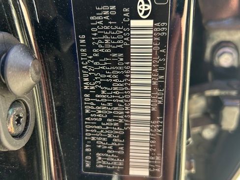 Used 2025 Toyota Corolla SE image 12