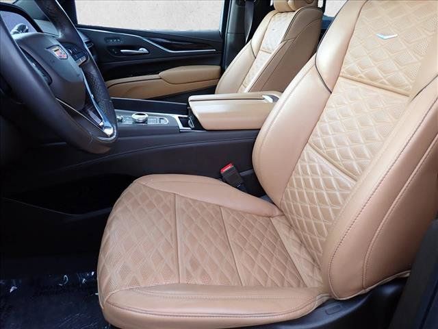Used 2024 Cadillac Escalade Sport w/ Touring Package AWD/4WD image 14