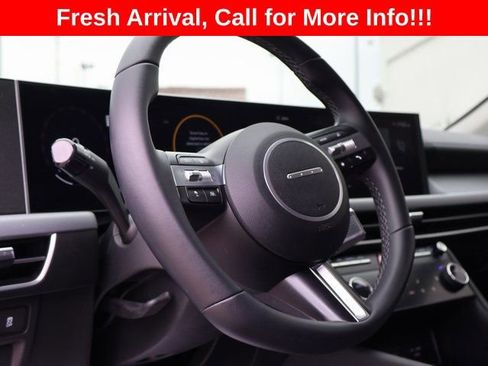 Used 2025 Hyundai Sonata SEL FWD image 21