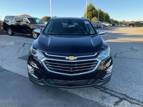 Used 2020 Chevrolet Equinox Premier image 2
