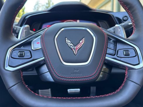 Used 2023 Chevrolet Corvette Stingray Premium Conv w/ Z51 Performance Package RWD image 31