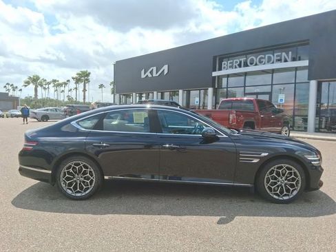 Used 2021 Genesis G80 2.5T w/ Advanced Package RWD image 3