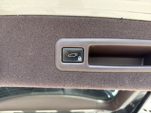 Used 2018 Lexus RX 350L FWD w/ Premium Package image 12